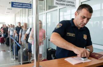 Черногория вводит визы для россиян с 1 ноября: что делать с поездками